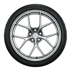 275/40R19XL 105Y YOK ADVAN APEX V601